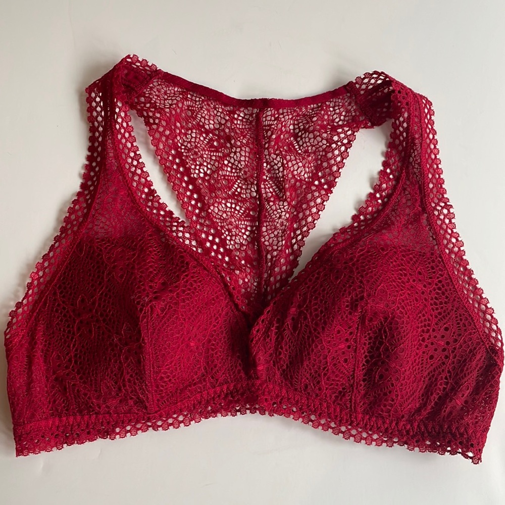 Victoria’s Secret red lace bralette size small